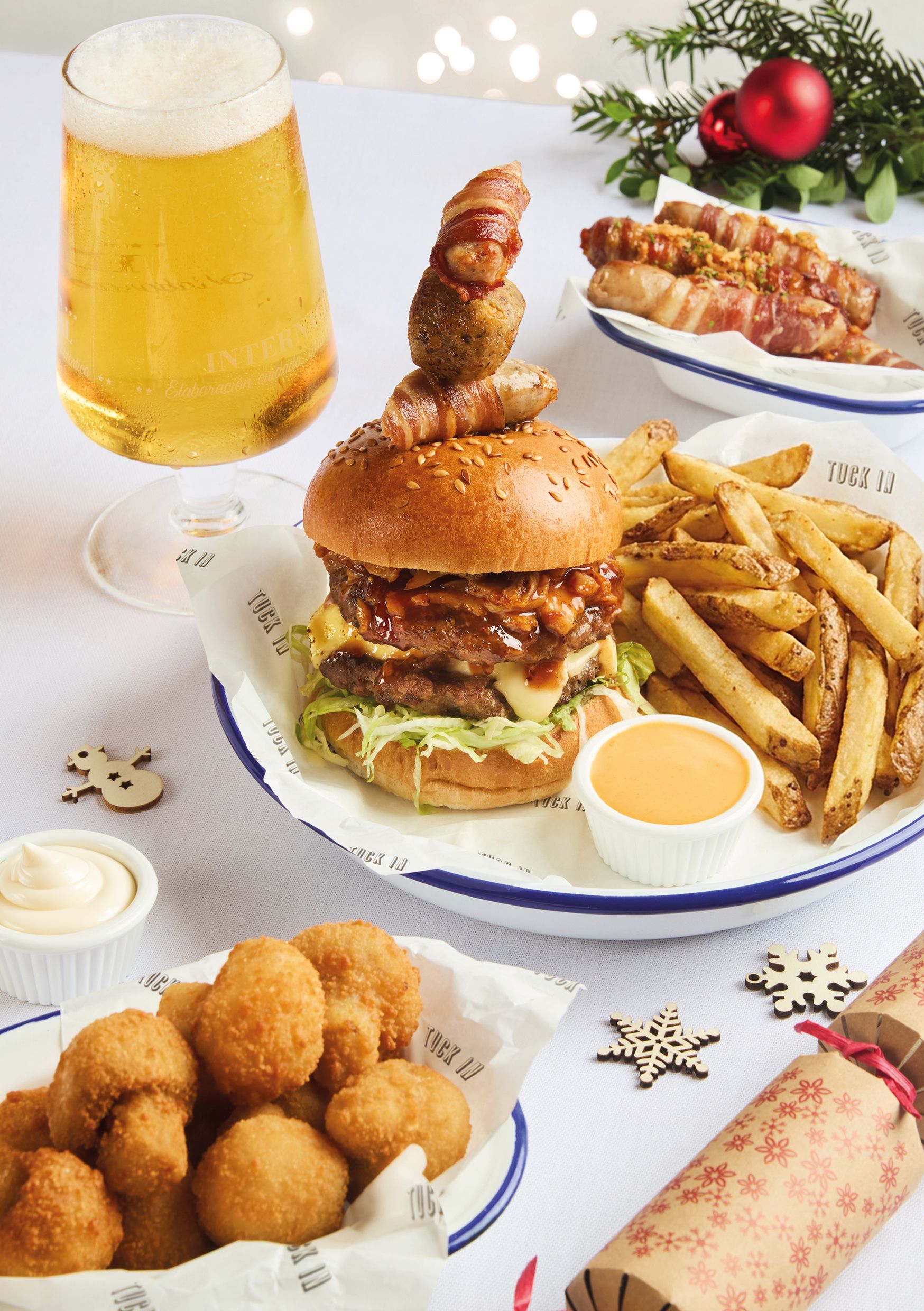 Festive Lunch & Dinner at The Fairfield Inn in Halesowen